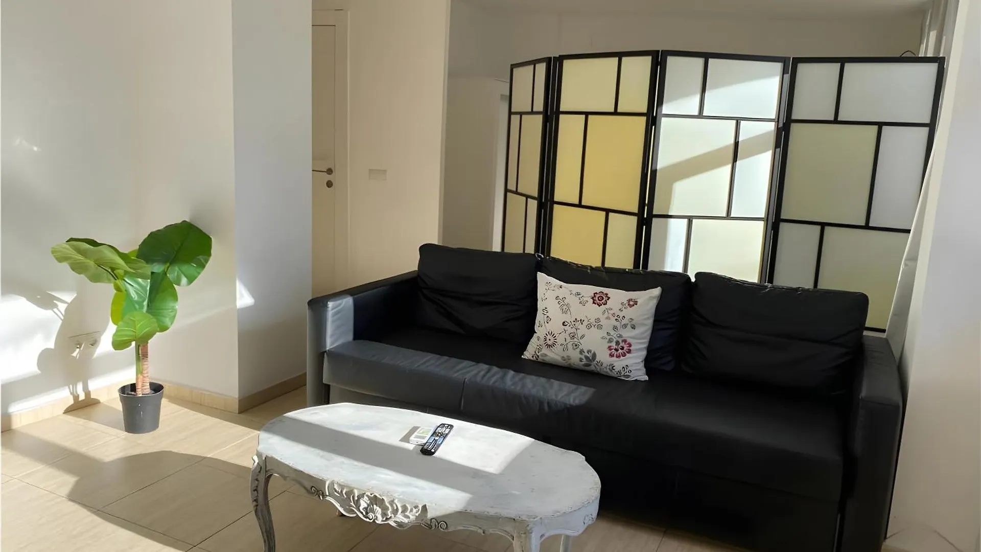 Wonderful Penthouse Center Manresa Apartment