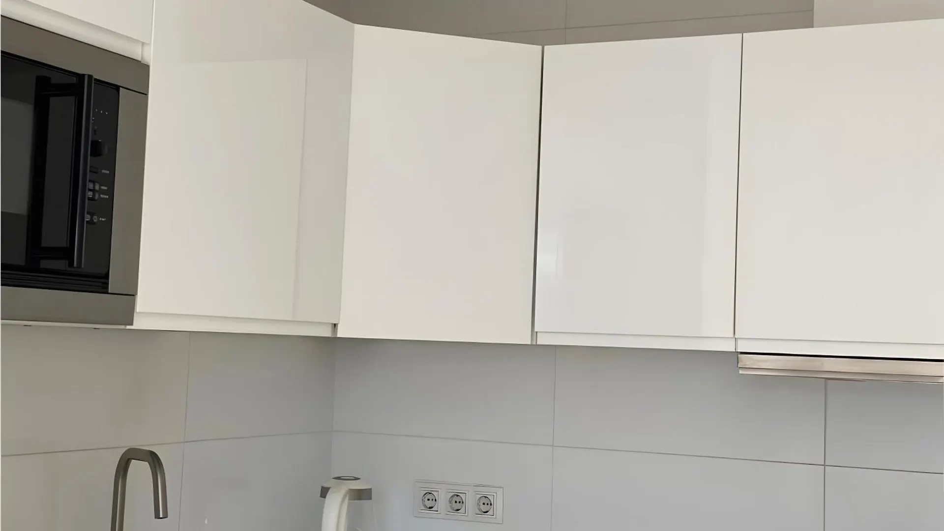 Wonderful Penthouse Center Manresa Apartment